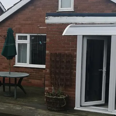 בית נופש 18 Sea View Close *